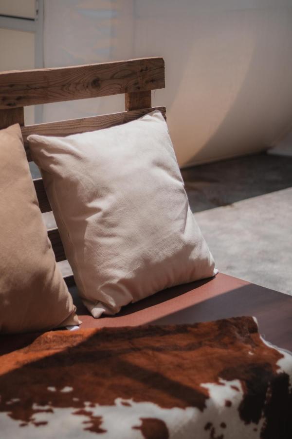 Fuente Del Lobo Glamping & Bungalows - Adults Only ピノス・ヘニル エクステリア 写真