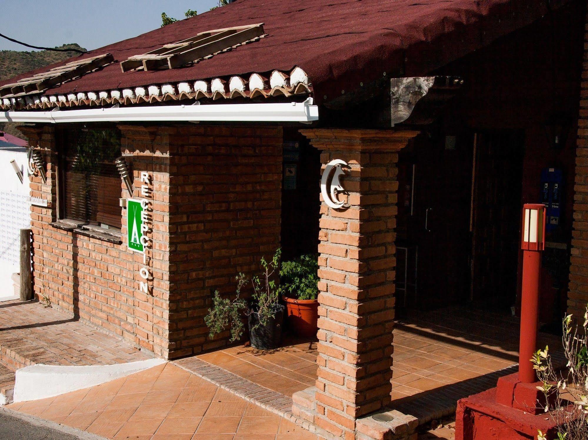 Fuente Del Lobo Glamping & Bungalows - Adults Only ピノス・ヘニル エクステリア 写真